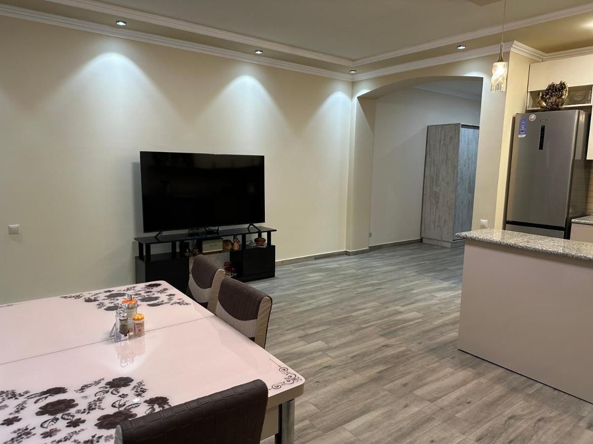 Our House Bed & Breakfast Vagharshapat ภายนอก รูปภาพ